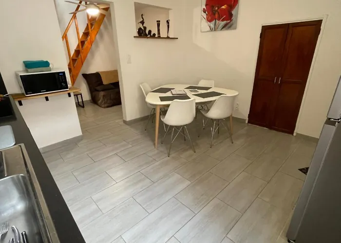 Chez Sonou , Centre Lägenhet Nîmes